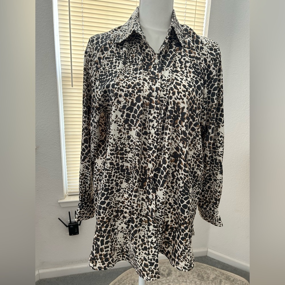 Banana Republic Animal Print Oversized Blouse Size S